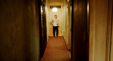 The Woman Behind the Wall - DVD