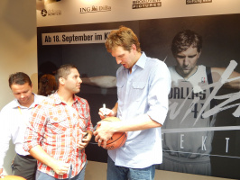 The perfect shot - Dirk Nowitzki presents his new documentary in Frankfurt