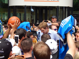 The perfect shot - Dirk Nowitzki presents his new documentary in Frankfurt