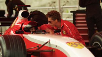 Ella and the big race