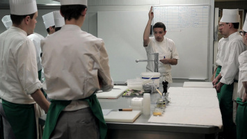 Entre les Bras - 3 stars, 2 generations, 1 kitchen