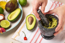 Tomatillo-Sauce mit Avocado